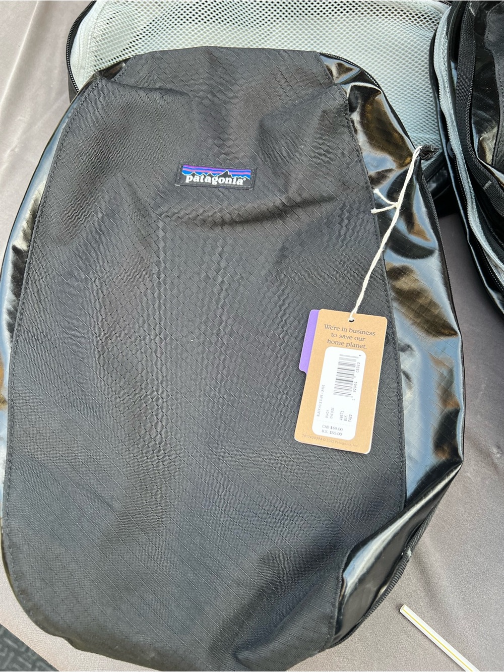 Patagonia Black Men's Backpack pouch with Gloss Accents 2- 1 large / 1 small